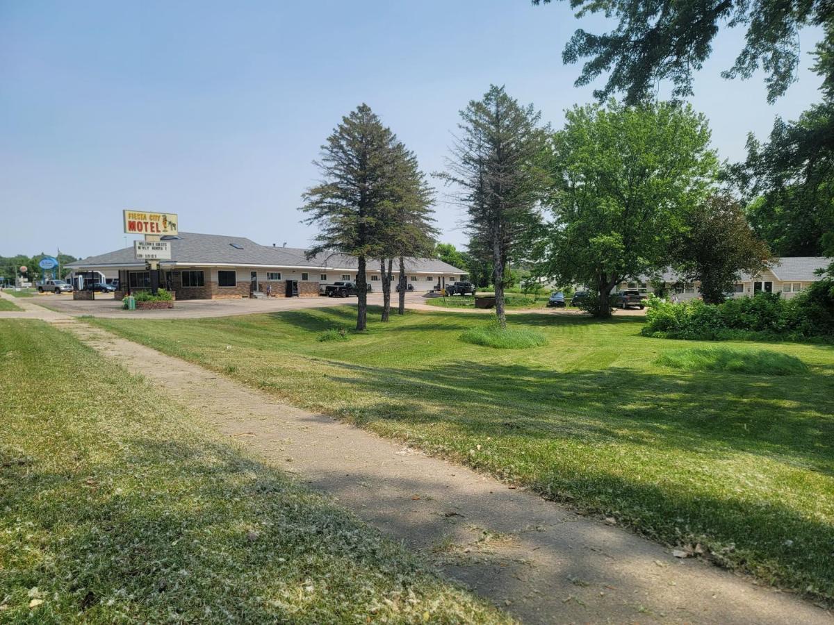 Fiesta City Motel Montevideo Екстер'єр фото